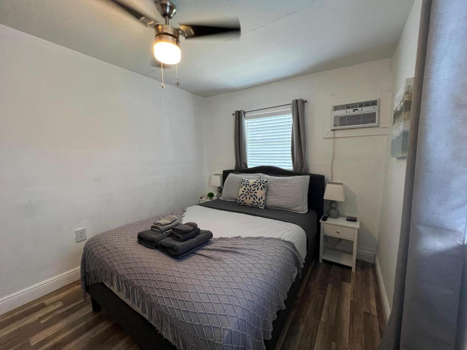 Designed Private In Apartment