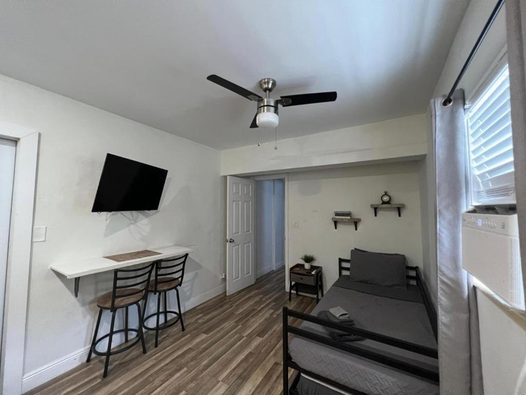 Apartment Designed Private In
